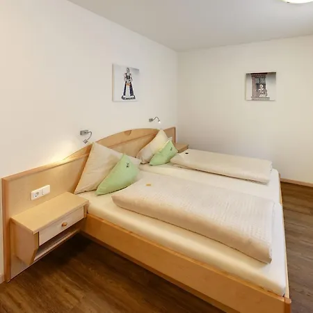 Appartements Am Burgsee Ladis Exterior foto