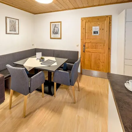 Appartements Am Burgsee Ladis Exterior foto